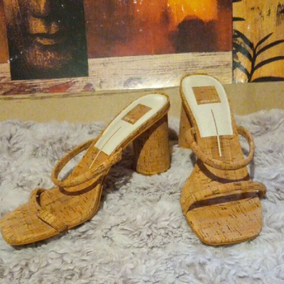 Dolce Vita Tan Cork Heels - Picture 5 of 7
